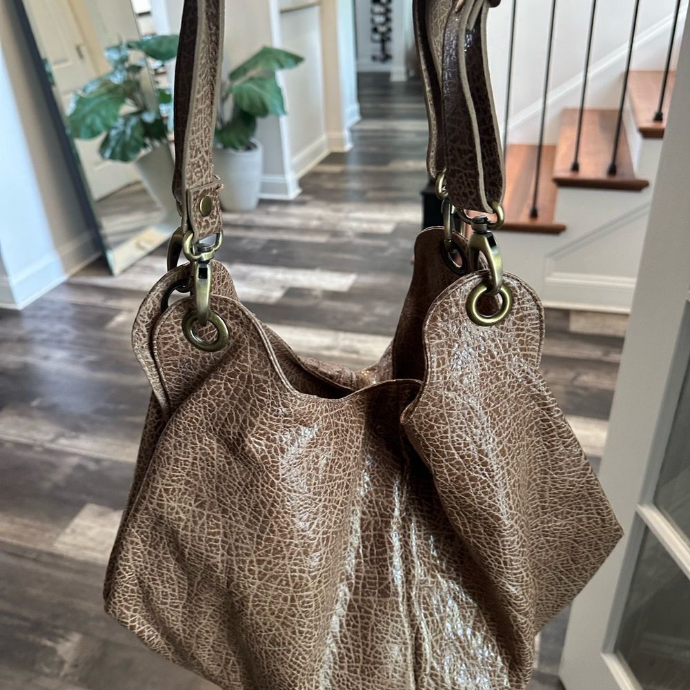 Italian Made Elegant Tan Leather Women's Bag